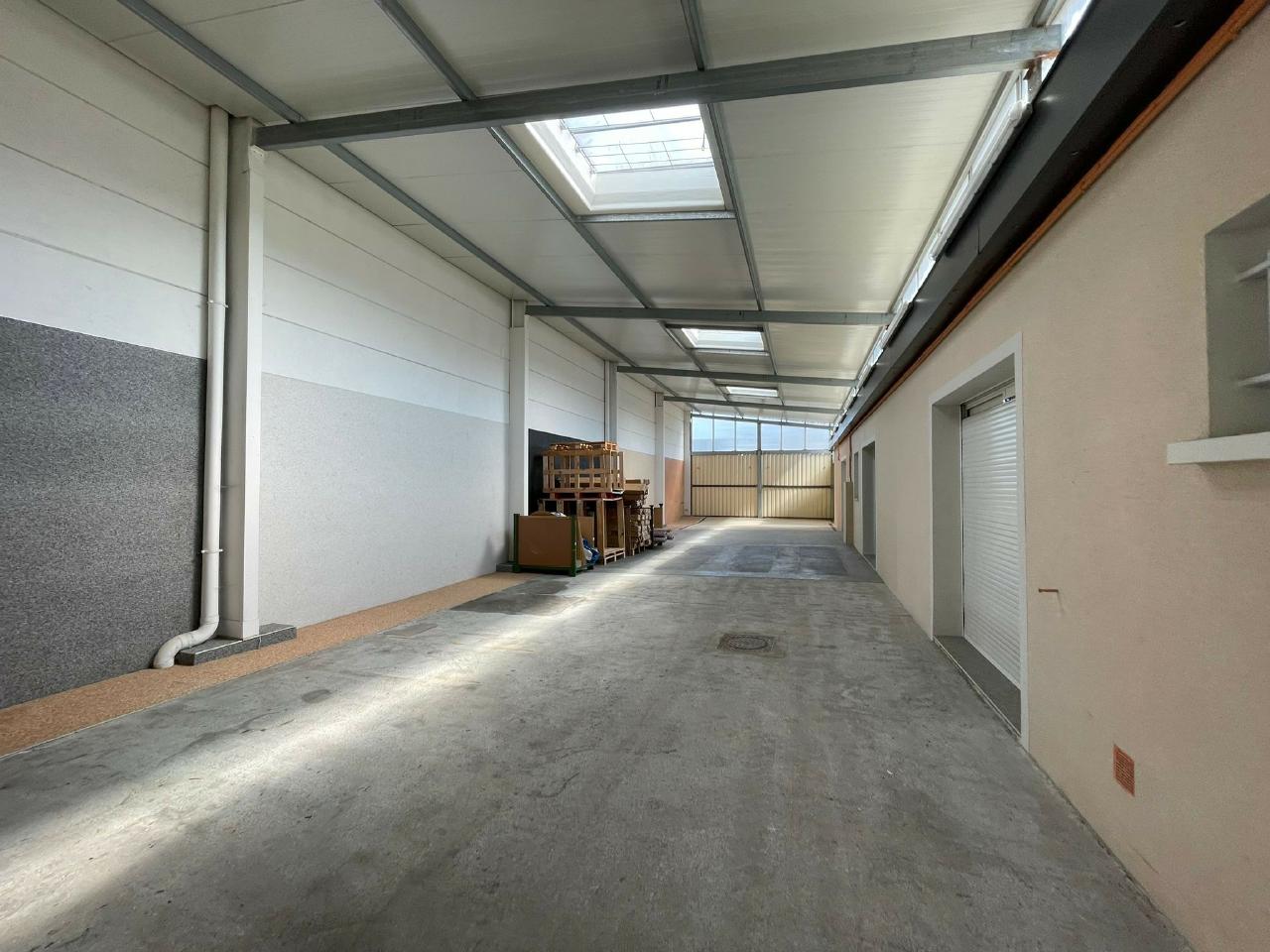 Local d'activité Fretin 698m² Location local d'activité Fretin Nord OLACT2422501 3